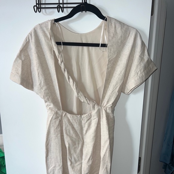 Dress - Picture 3 of 4